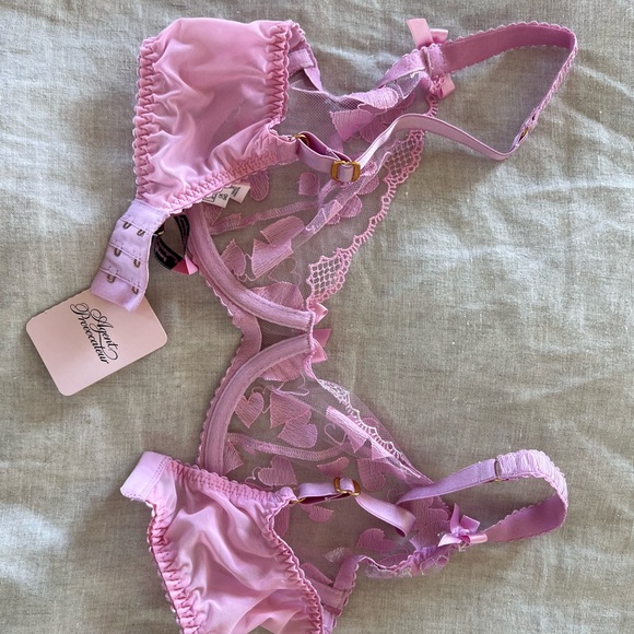 Agent Provocateur Pink Milena Plunge Lace Sheer Underwire Bra- NWT - Picture 10 of 11